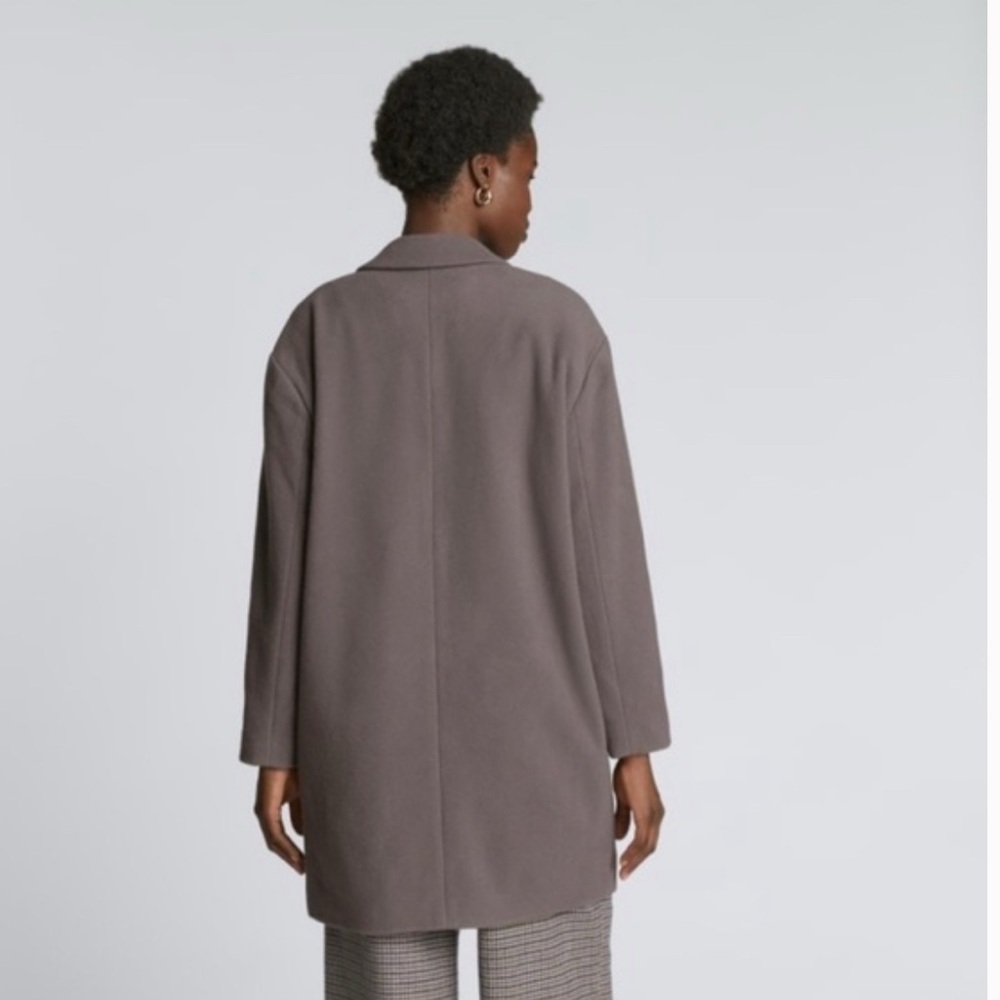 MUST GO - MOVING! Everlane the Italian Rewool Cocoon Coat - Picture 2 of 9